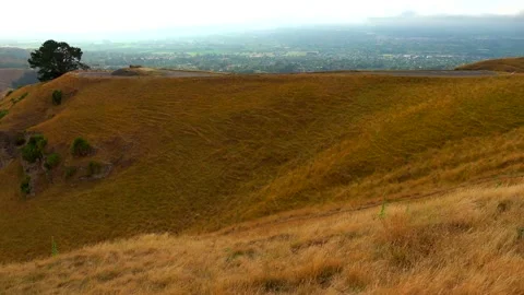 View from the mountain Te Mata Peak to the mountain ranges in summer Stock Footage 131774197
