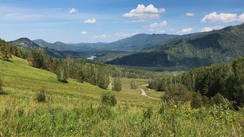 A view on a mountain valley 库存影片 92737819