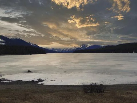 View to the mountains in canada at winter Stock Photos