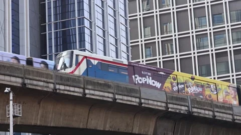 View of moving BTS skytrain at Sala Daeng metro station. Stock Footage 283864218