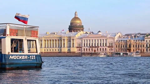 View of the Neva River and the Saint Isaac's Cathedral. Stock Footage 168704480