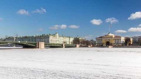View of the Neva River, covered with snow and ice, the Winter Palace (Hermitage 스톡 동영상 110687473