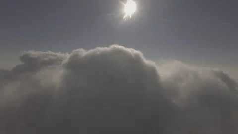 View of a new forming cumulonimbus cloud high in the sky, 4K Stock Footage 72932009