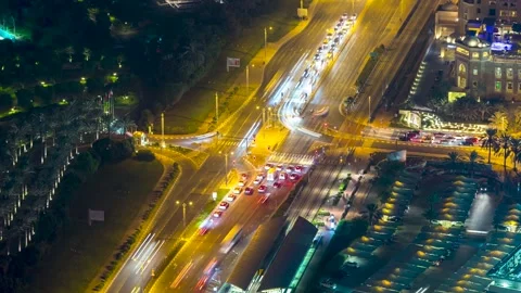 View of nighttime traffic at a busy intersection, United Arab Emirates. Stock-Footage 344409323