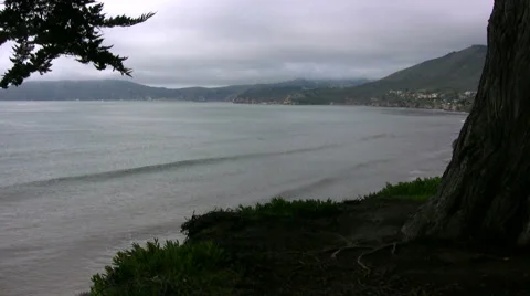 View north on Pacific coast in Shell Beach at sunset 库存影片 1001705