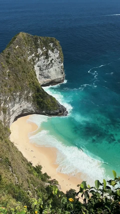 View from the observation deck on Nusa Penida Island, Bali, Indonesia. Stock Footage 306149123