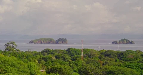   View of the ocean with a bird's eye view. Time Lapse. Costa Rica. Stock Footage 82884795