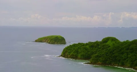 View of the ocean with a bird's eye view. Time Lapse. Costa Rica. Stock Footage 82922817