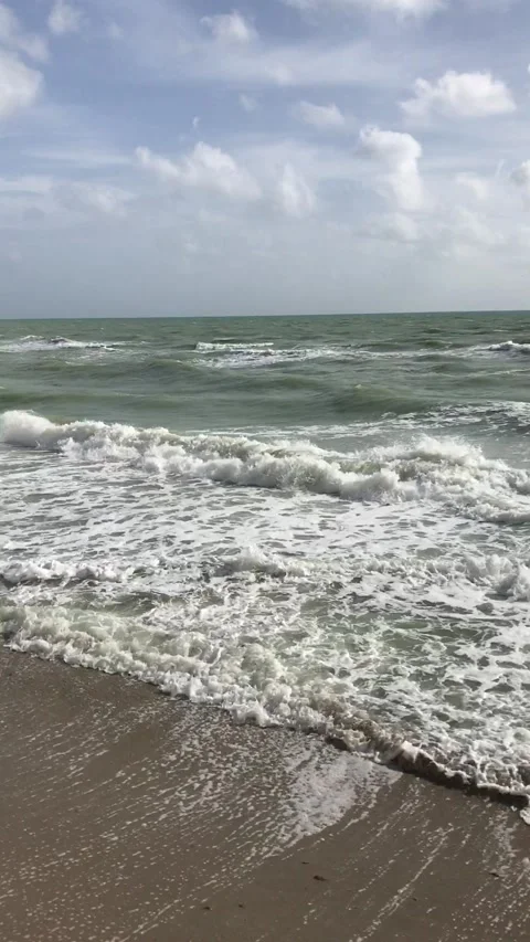 View of ocean at dawn in Hallandale Beach, Florida Stock Footage 148540796