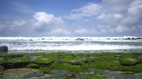 The view of the ocean waves under the clear sky Stock Footage 160178726