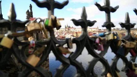 View of old town and Prague castle 2 Stock-Footage 72489041