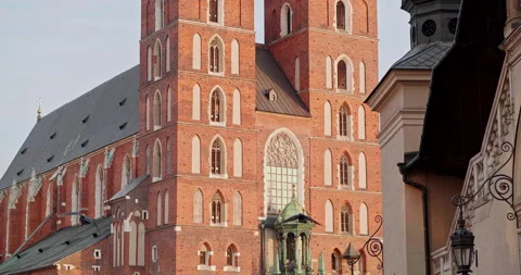 View of old town in Cracow, St. Mary Chruch Stock Footage 146513623