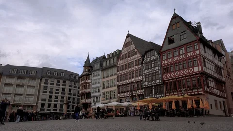 View of the old town square in the historic district of Frankfurt Stock Footage 127943884