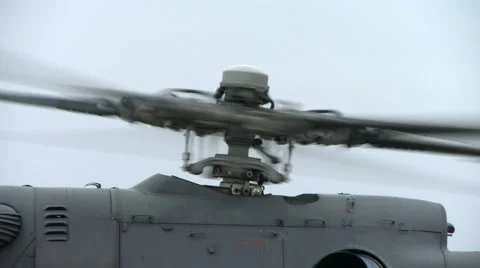 View of operating helicopter screw Видео 45377515