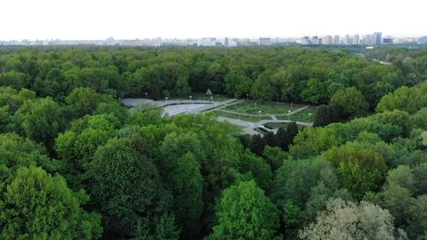 View of Ostankino park 스톡 동영상 113742015