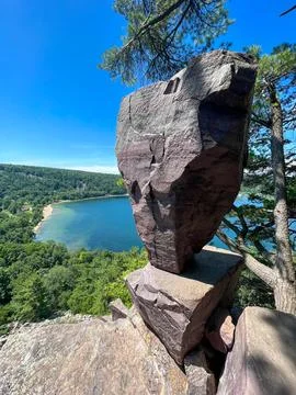 View over the balanced rock at Devils Lake, Madison, Wisconsin USA Stock Photos