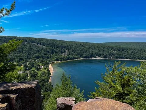 View over the balanced rock at Devils Lake, Madison, Wisconsin USA Stock Photos