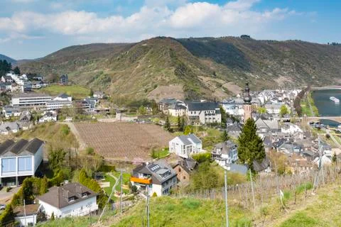 View over the city of Cochem in the Eifel , Germany, from the castle hill, wi Fotos Stock
