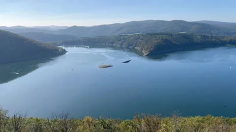 View over the Edersee in Germany, lake an mountains Video stock 280232241