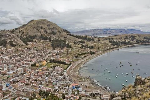 View over the habor from a view point. Copacabana is the main Bolivian town.. Foto stock