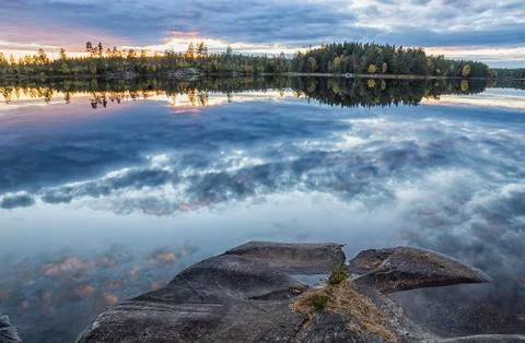 View over lake with reflection Foto stock