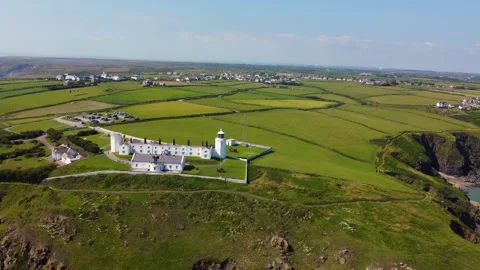 View over the Lizrd lighthouse cornwall engand uk Video stock 262745484
