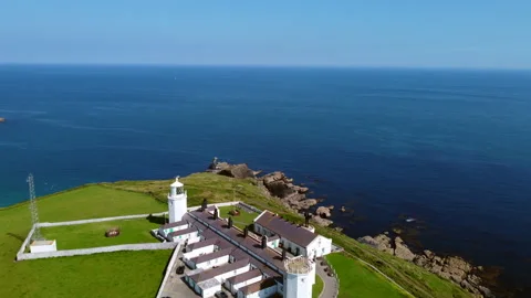 View over the Lizrd lighthouse cornwall engand uk Video stock 262745499