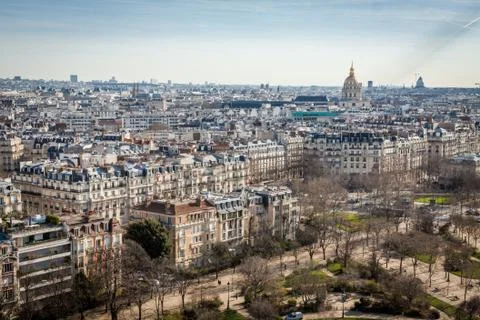 View over the rooftops of Paris 库存照片