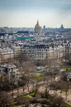 View over the rooftops of Paris 库存照片