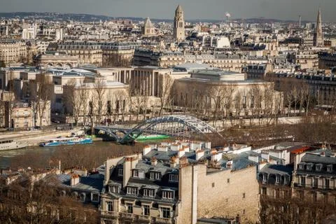 View over the rooftops of Paris Foto stock