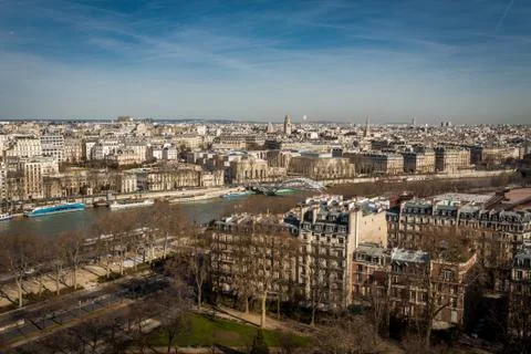 View over the rooftops of Paris Stockfoto's