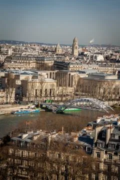 View over the rooftops of Paris Stockfoto's