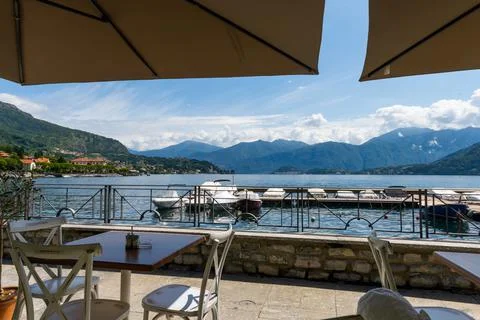 View over small marina Como lake Foto stock