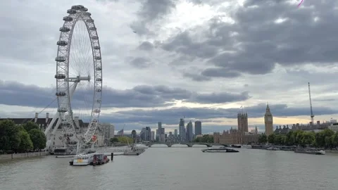View over Thames River in London Video stock 213056808