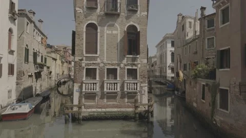 View of the Palazzo Tetta surrounded by the canals on three sides, Venice, Italy Stock Footage 155874206