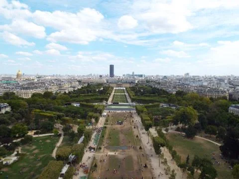 View of Paris from the Eiffel tower on a sunny day Stock-Fotos