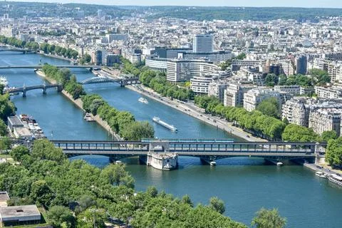 View of Paris from the top of the Eiffel Tower. view of Paris from the top... Stock-Fotos