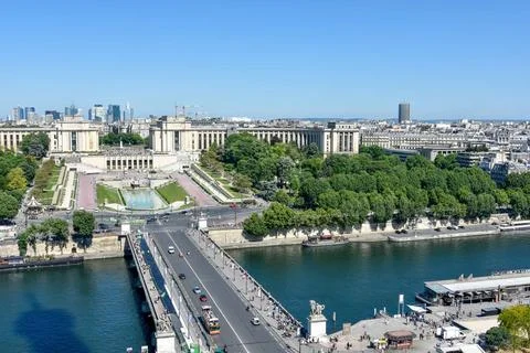 View of Paris from the top of the Eiffel Tower. view of Paris from the top... Stock-Fotos