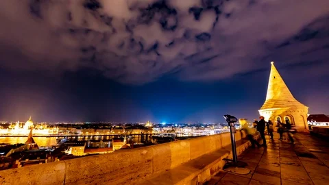 View on the Parliament in Budapest Video stock 106410462