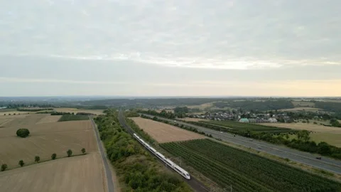 View of passing train and highway 스톡 동영상 206824472