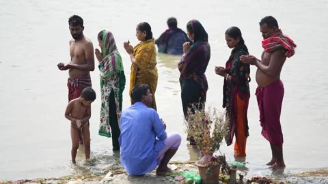 View of people performing a religious ritual in Rajshahi, Bangladesh. Video stock 334987656