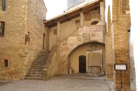 View of piazza del Comune in San Gimignano, Tuscany (Italy) Stock Photos