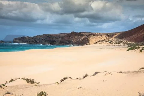 A view of Playa de Las Conchas, a beautiful beach on La Graciosa, a small isl Foto stock