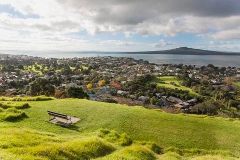 View point on Rangitoto Island from Devonport Foto stock