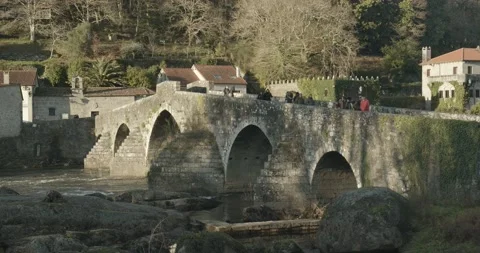 View of Ponte Maceira stone bridge from 18th century Видео 137229227