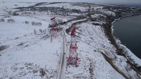 View of the power line pylon Vídeo Stock 172344569