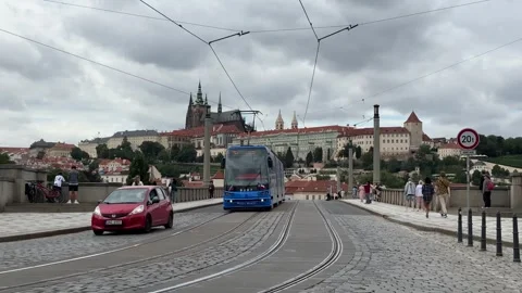 View of Prague castle from Manes Bridge Vidéo 279081309