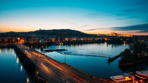 The View On Prague Hill Petrin Timelapse Dancing House sunset 4K 스톡 동영상 88555861