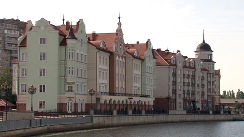 View from Pregolya River at buildings in area of Fish Village . Vídeos de archivo 110815055