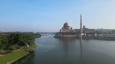 View of Putra Mosque, Lake and Garden in Putrajaya Stock Footage 147632953